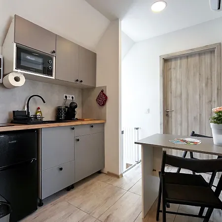 Apartment Bluna *